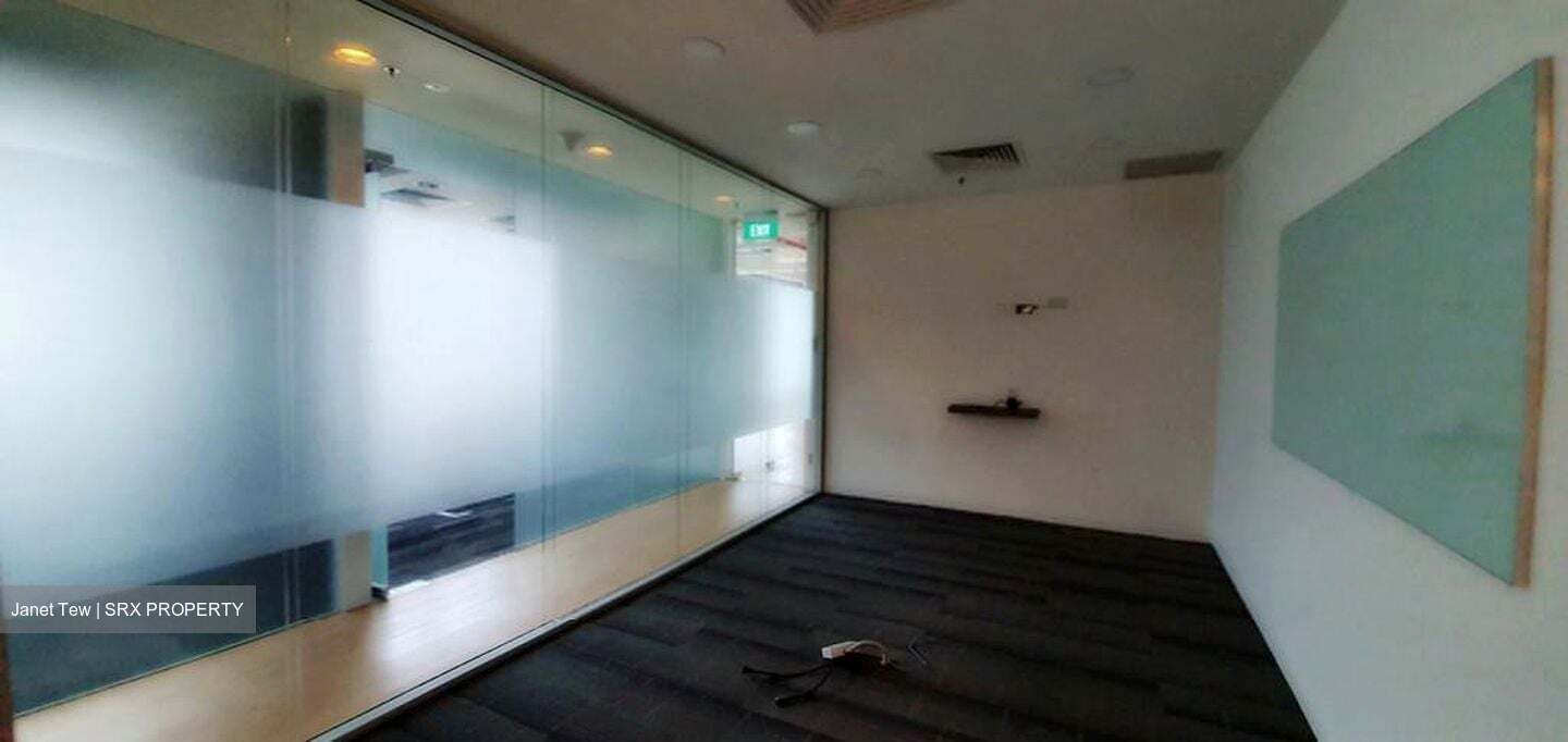 United Square (D11), Office #457515201